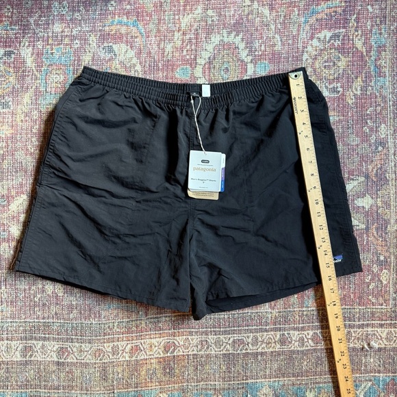 Patagonia Men's Baggies 5” Black Swim Shorts with nets XL NWT - Picture 3 of 10